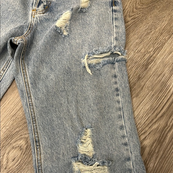 Fashion Nova High Rise Distressed Jeans size 7 - Picture 6 of 10